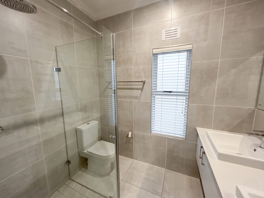To Let 3 Bedroom Property for Rent in Sunningdale Western Cape